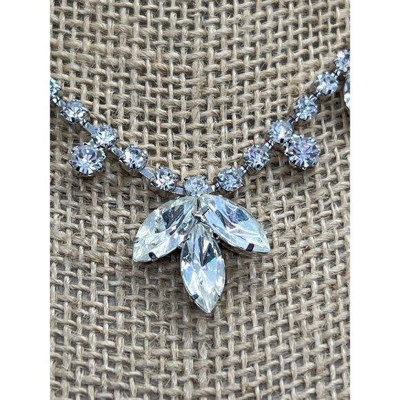 Vintage Rhinestone Necklace With Floral Crystal Accents Adjustable Length 17" - Picture 2 of 5